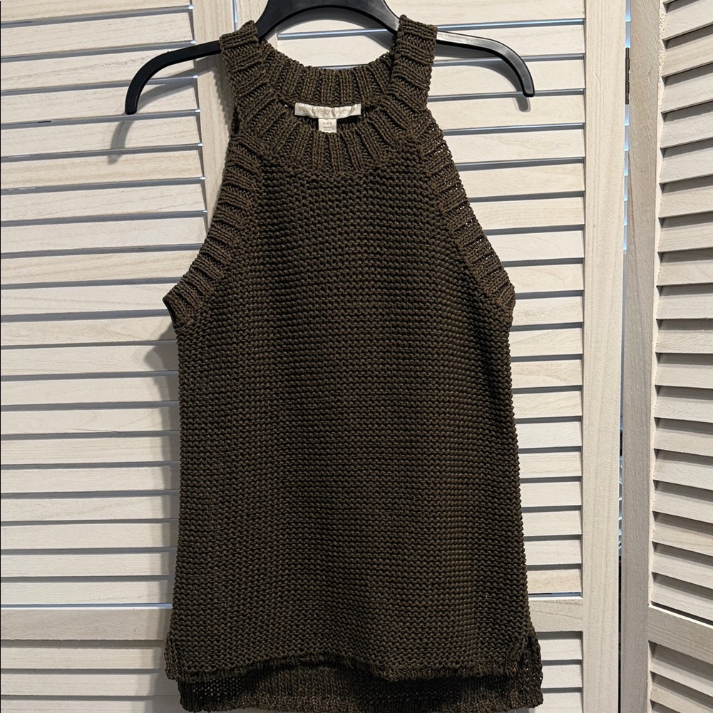 Boston Proper Olive High Neck Sweater Tank. Small